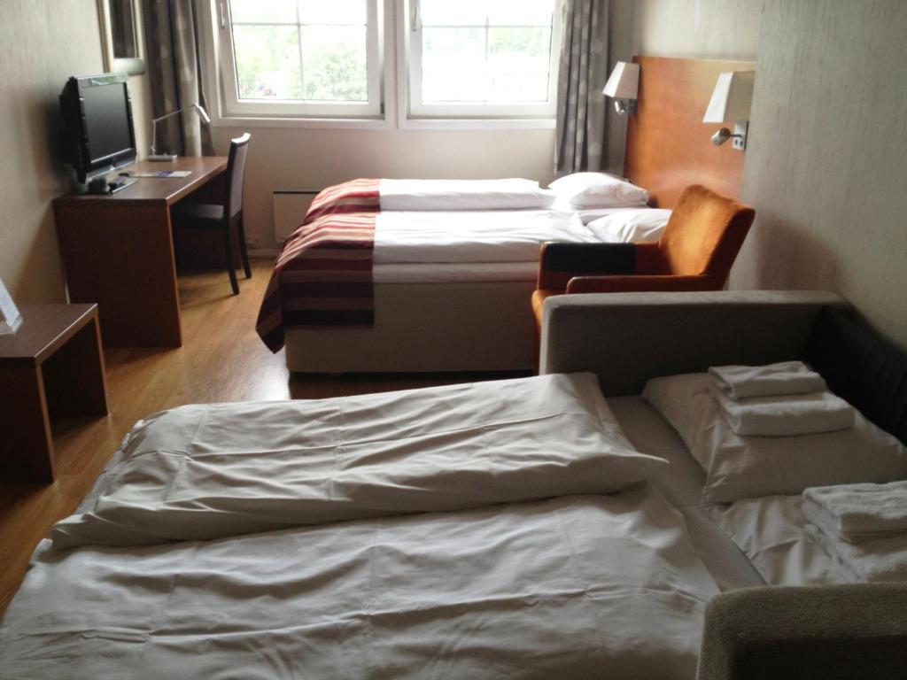 Storebaug Hotell & Kro Moss Zimmer foto